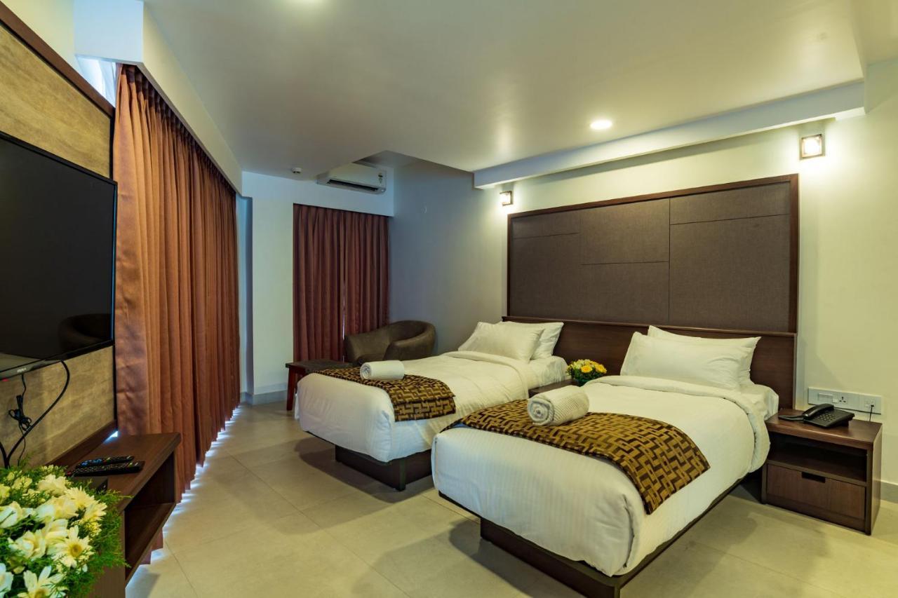 Arctic Hotel Kochi Exterior foto